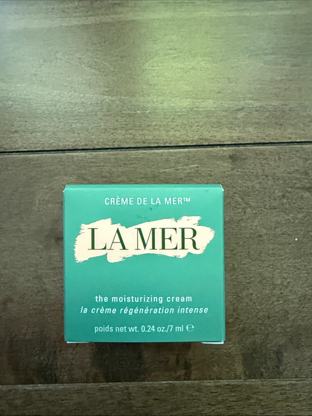 La Mer Men's Moisturizer Box - Teal Green Packaging